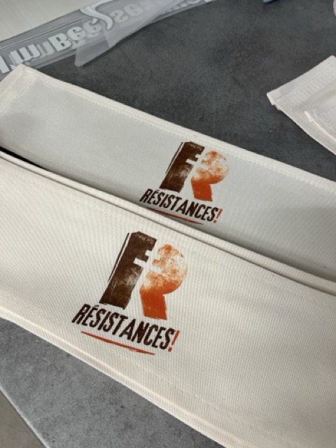 confection de brassards flockés